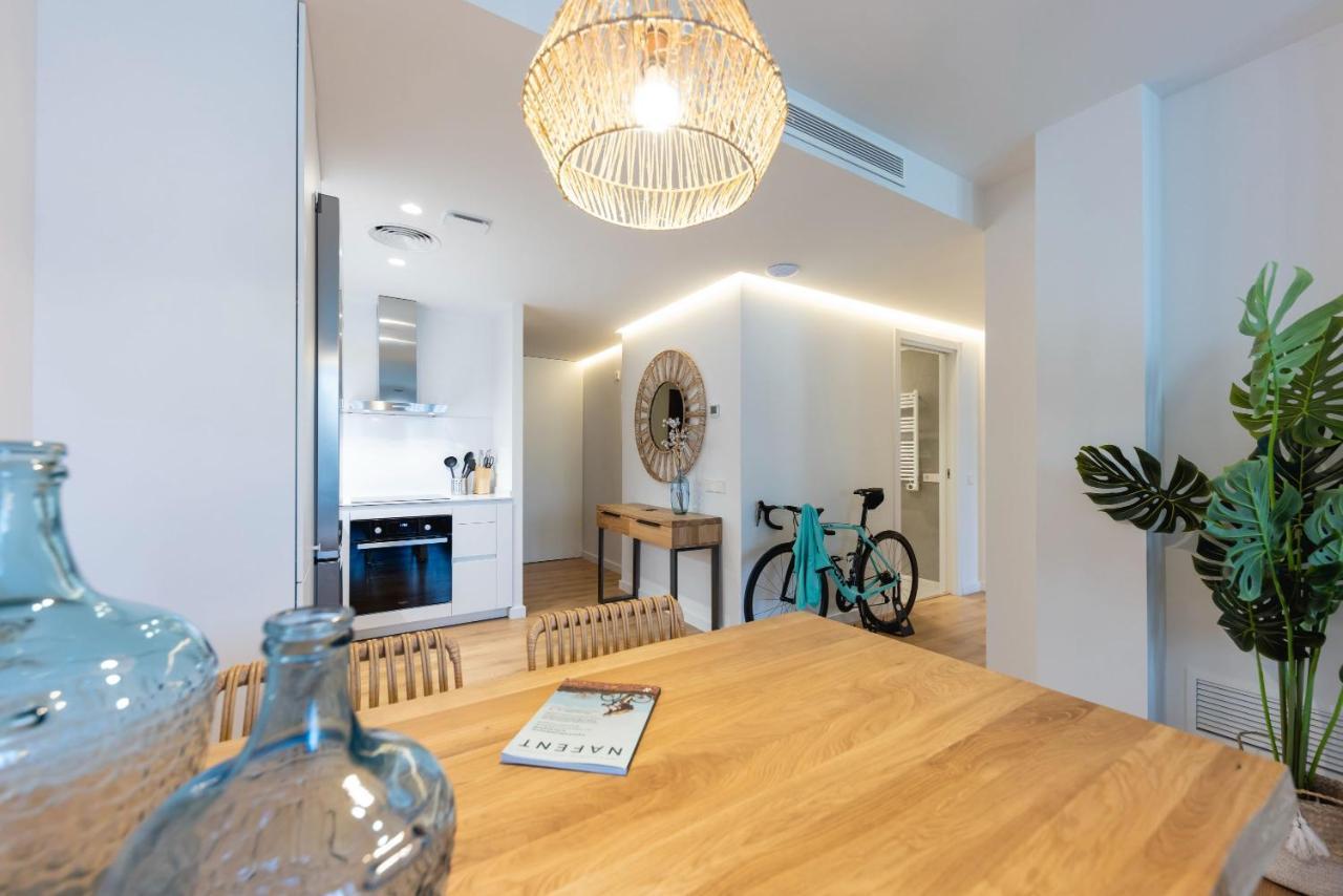 Bravissimo Gerio, 2-Bedroom Apartment Girona Bagian luar foto
