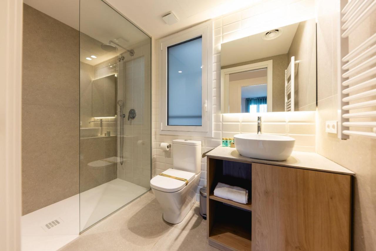 Bravissimo Gerio, 2-Bedroom Apartment Girona Bagian luar foto